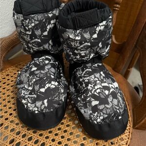 Bloch girls ballet warmup booties